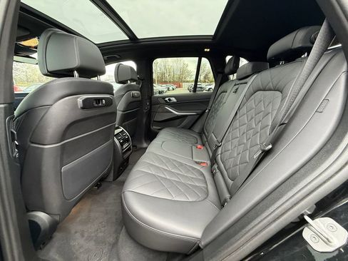 Used 2025 BMW X5 sDrive40i w/ Climate Comfort Package image 24