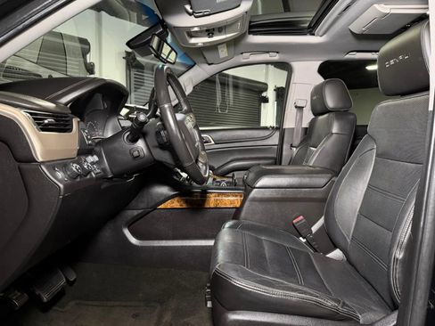 Used 2015 GMC Yukon XL Denali w/ Open Road Package AWD/4WD image 35