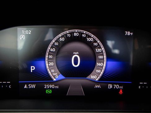 Used 2025 Volkswagen Taos SE FWD image 40