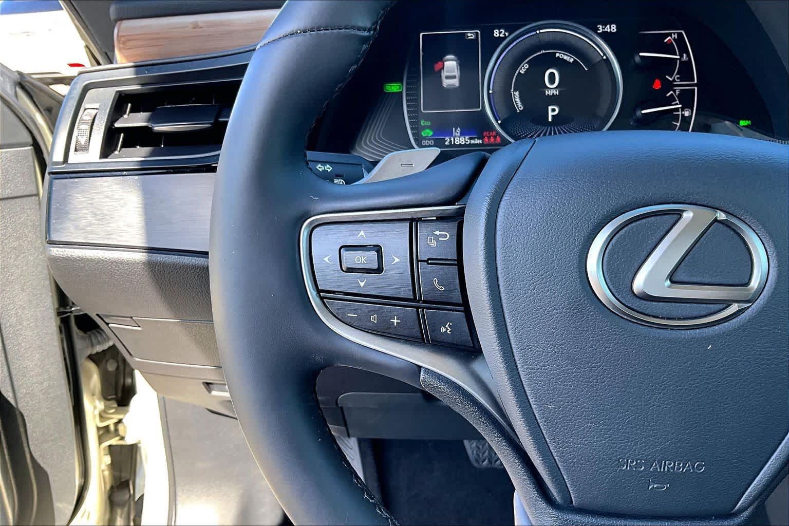Certified 2023 Lexus ES 300h w/ Premium Package FWD image 22