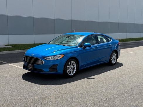Used 2020 Ford Fusion SE FWD image 11