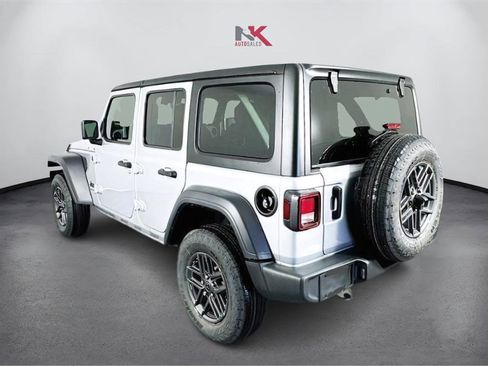 Used 2024 Jeep Wrangler Unlimited Sport image 5