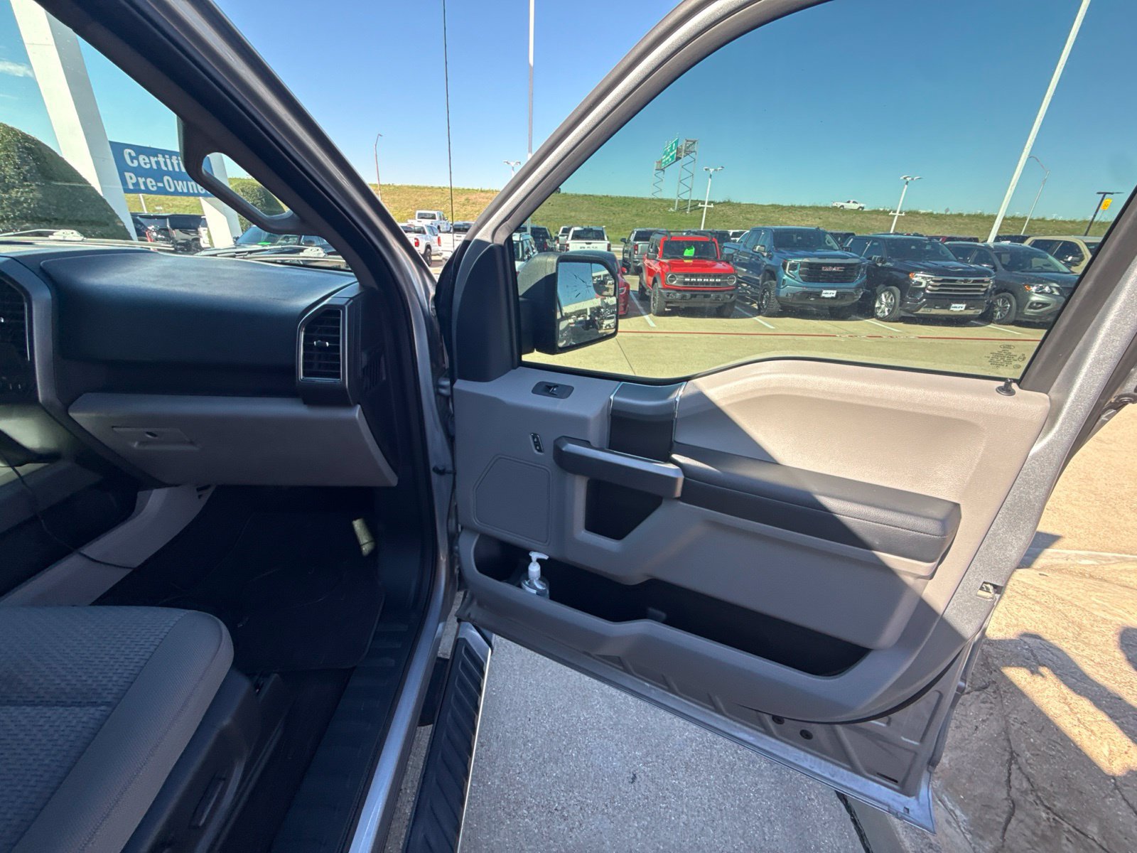 Used 2020 Ford F150 XLT w/ Equipment Group 302A Luxury RWD image 19