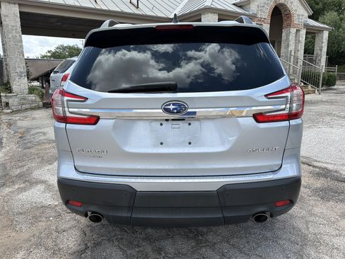 Used 2023 Subaru Ascent Premium w/ Convenience Package AWD/4WD image 4