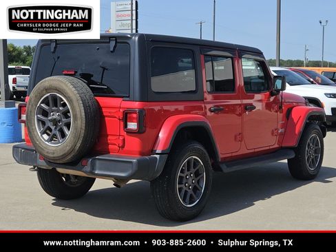 Used 2020 Jeep Wrangler Unlimited Sahara image 4