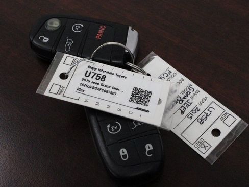 Used 2022 GMC Yukon SLT w/ SLT Premium Package AWD/4WD image 31