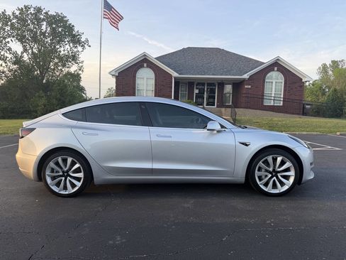 Used 2018 Tesla Model 3 Long Range image 7