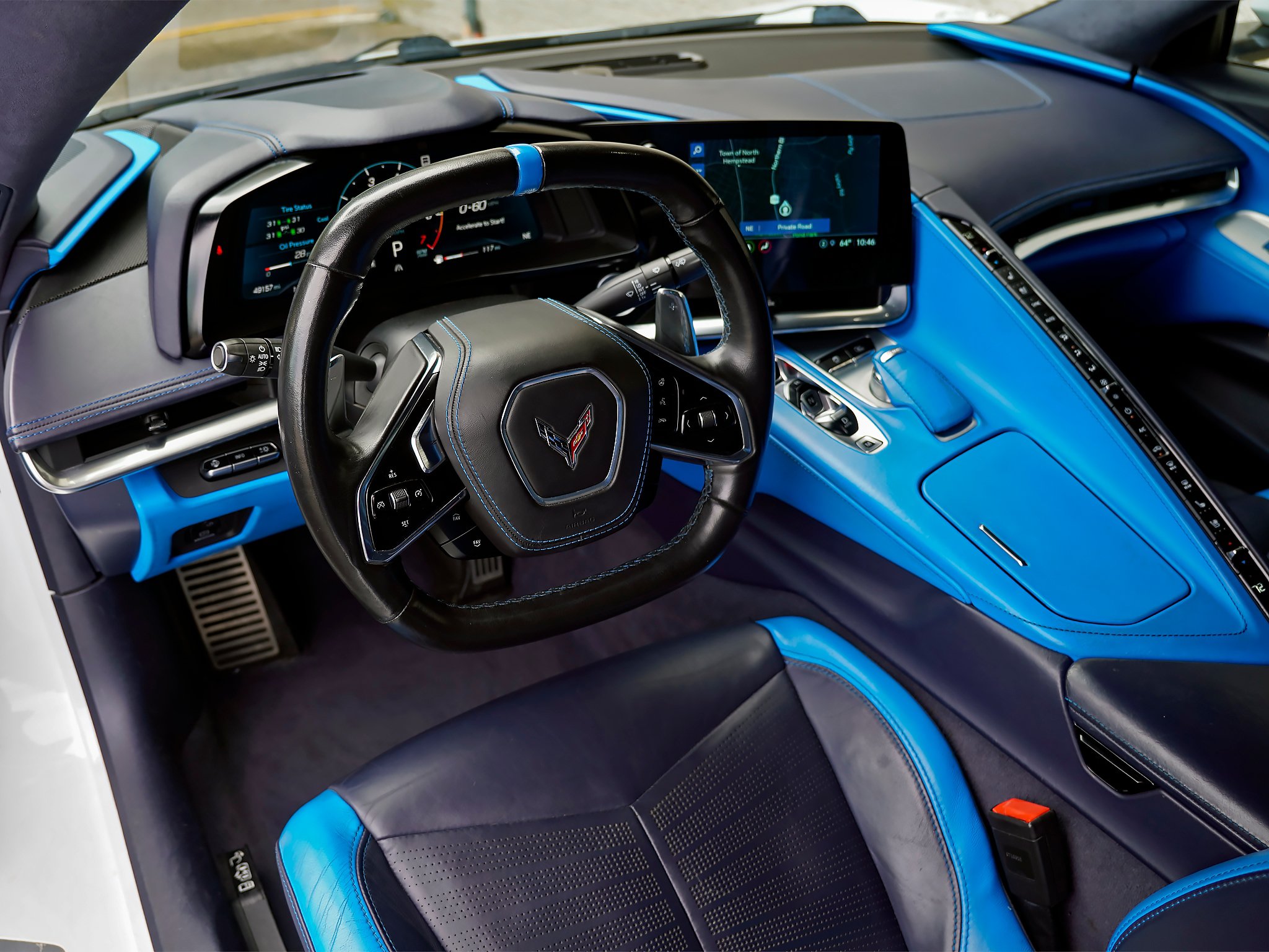 Used 2023 Chevrolet Corvette Stingray Premium Cpe w/ Z51 Performance Package RWD image 3