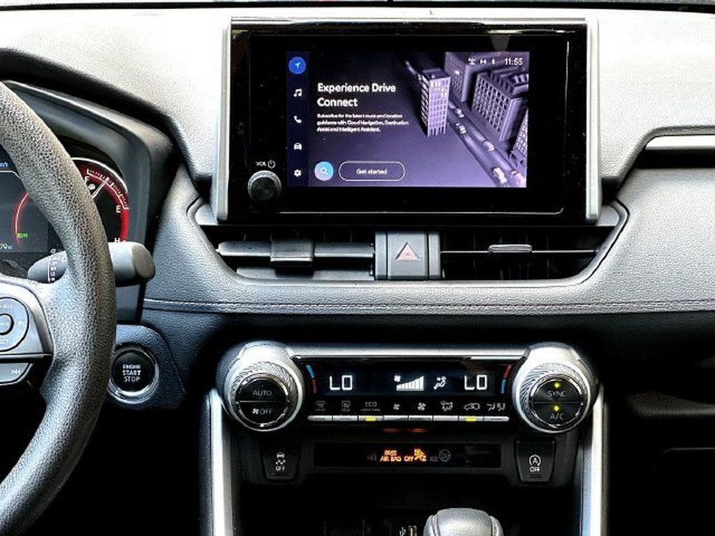 Certified 2025 Toyota RAV4 XLE AWD/4WD image 29