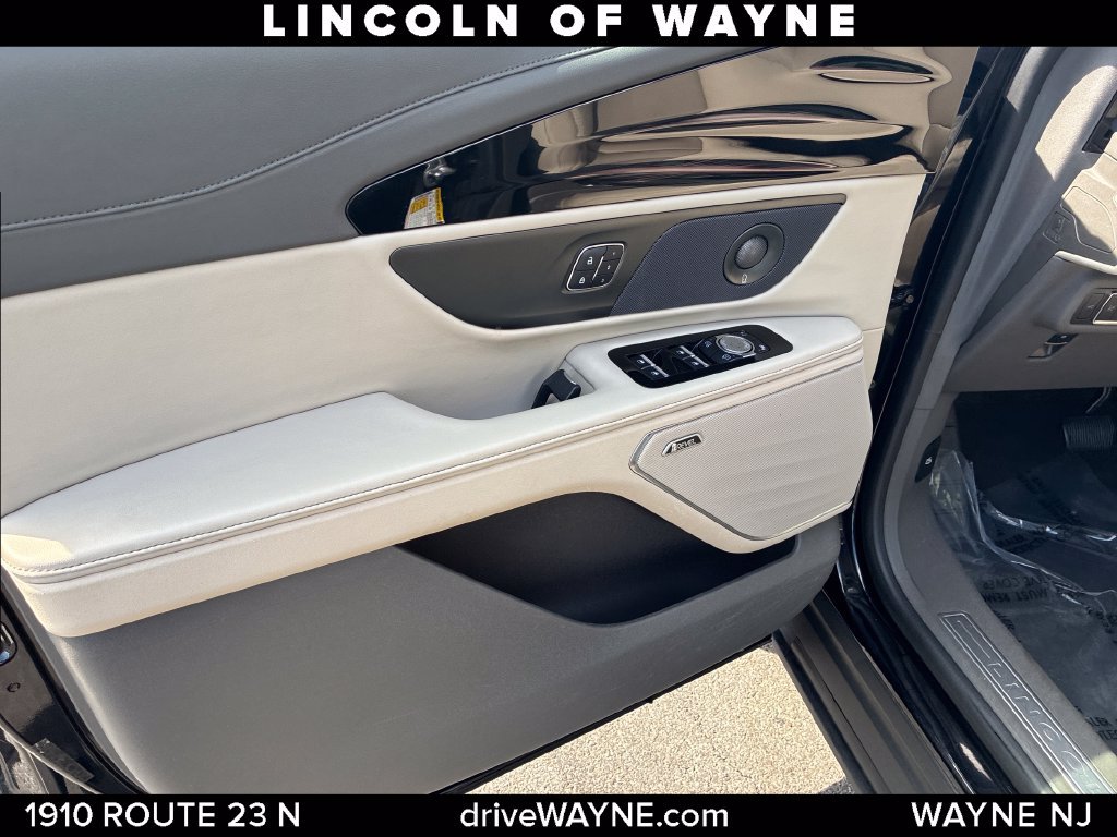 Certified 2024 Lincoln Nautilus Premier w/ Equipment Group 102A AWD/4WD image 13