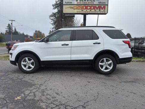 Used 2018 Ford Explorer 4WD image 7
