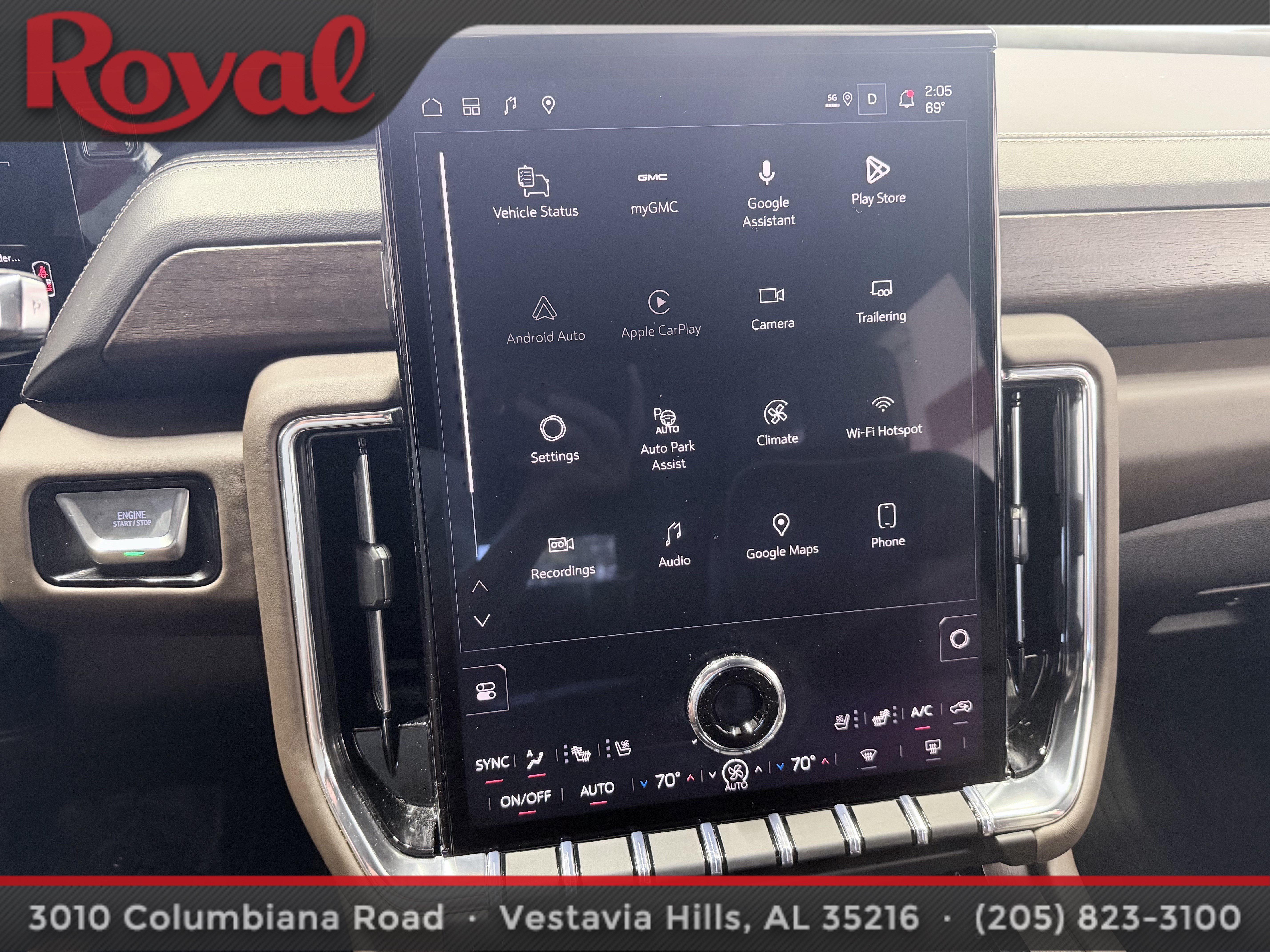 Used 2026 GMC Yukon Denali Ultimate AWD/4WD image 12