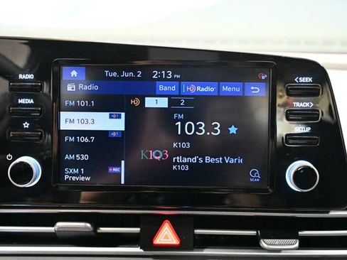 Used 2022 Hyundai Elantra SEL w/ Convenience Package FWD image 31