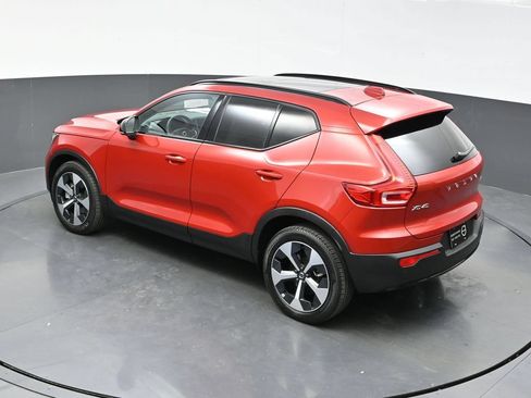 Used 2024 Volvo XC40 B5 Plus w/ Climate Package AWD/4WD image 40