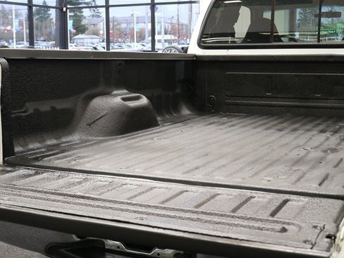 Used 2000 Ford F350 XLT image 39