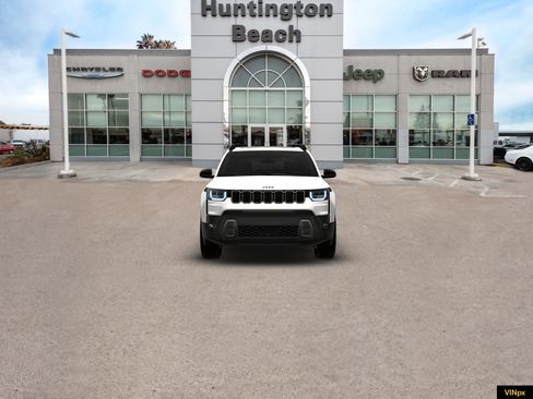 New 2026 Jeep Cherokee Overland AWD/4WD image 11