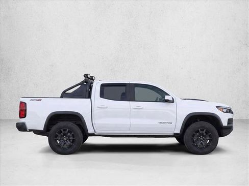 Used 2022 Chevrolet Colorado ZR2 w/ ZR2 Dusk Special Edition AWD/4WD image 8