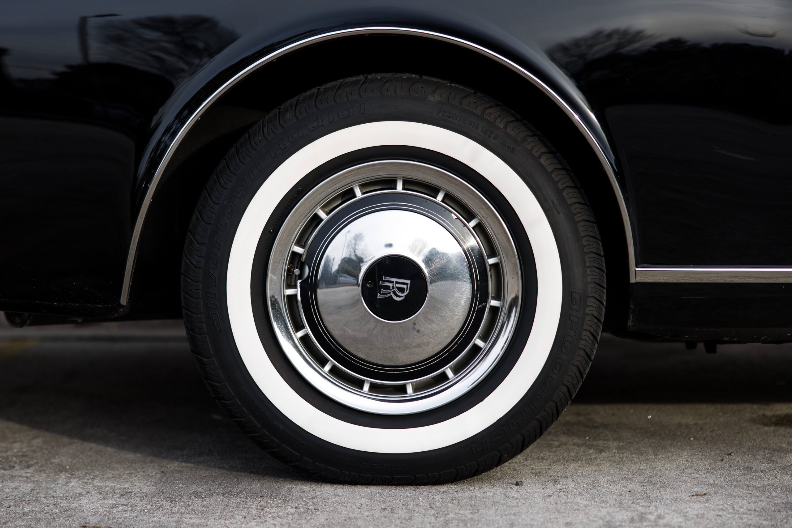 Used 1991 Rolls-Royce Corniche III RWD image 15