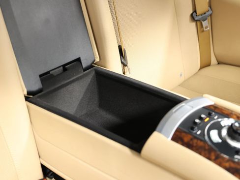 Used 2011 Rolls-Royce Ghost RWD image 91