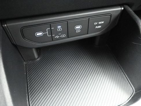 New 2025 Kia K4 FWD image 22