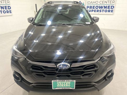 Certified 2025 Subaru Crosstrek 2.5i Limited w/ Crosstrek Mirror Package image 3