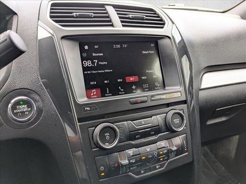 Used 2017 Ford Explorer XLT w/ Equipment Group 202A FWD image 14