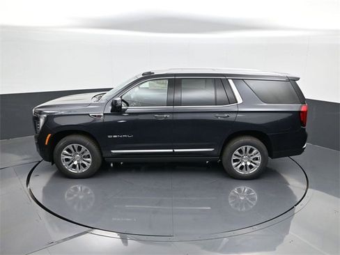 New 2026 GMC Yukon Denali w/ Sun & Power Step Package image 21