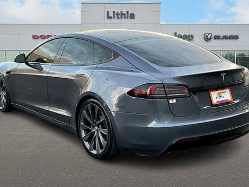 Used 2022 Tesla Model S image 4