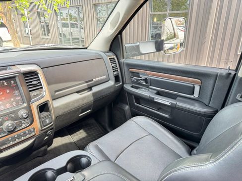 Used 2017 RAM 3500 Laramie AWD/4WD image 15