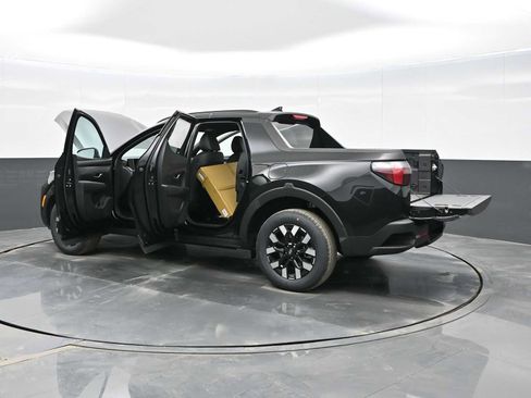 Certified 2025 Hyundai Santa Cruz SEL image 42