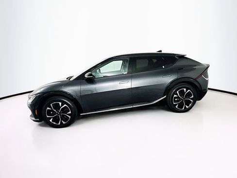 Used 2024 Kia EV6 Wind image 4