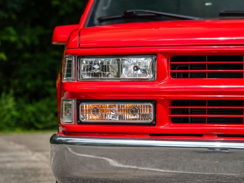 Used 1995 Chevrolet Silverado 1500 2WD Regular Cab image 26
