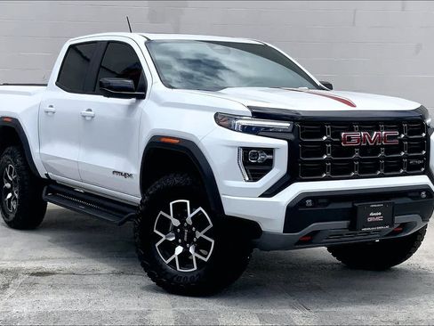 Used 2025 GMC Canyon AT4 w/ AT4X Package AWD/4WD image 21