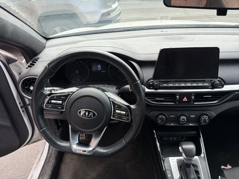 Used 2020 Kia Forte GT-Line image 4
