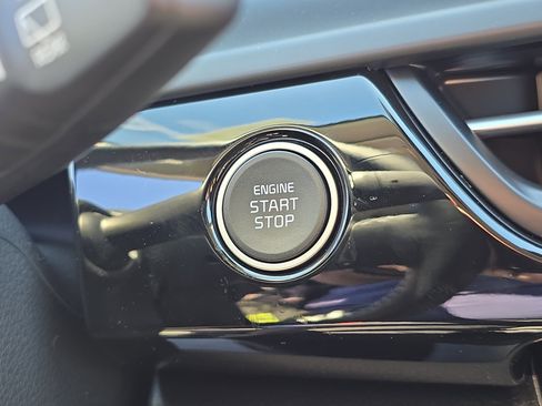 New 2026 Kia Seltos S FWD image 26