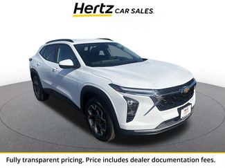 Used 2025 Chevrolet Trax LT w/ LT Convenience Package FWD video 1