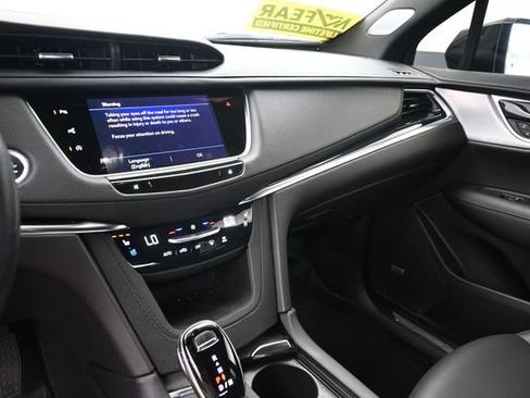 Used 2024 Cadillac XT5 Premium Luxury w/ Technology Package AWD/4WD image 19