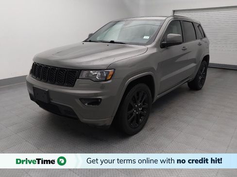 Used 2021 Jeep Grand Cherokee Laredo X AWD/4WD image 1