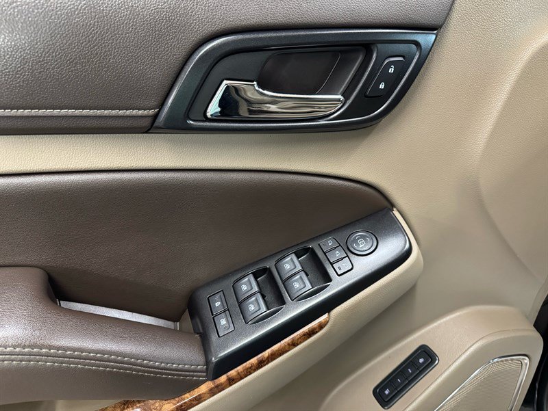 Used 2020 Chevrolet Tahoe Premier AWD/4WD image 12