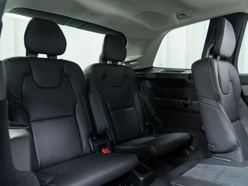 New 2026 Volvo XC90 B6 Ultra w/ Lounge Package image 25