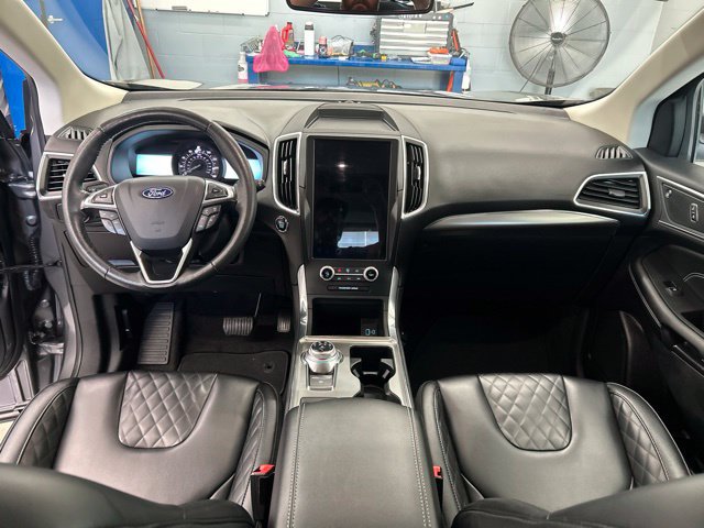 Used 2024 Ford Edge Titanium AWD/4WD image 12
