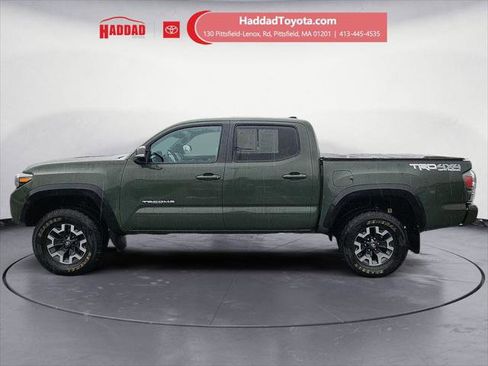 Certified 2021 Toyota Tacoma TRD Off-Road image 2