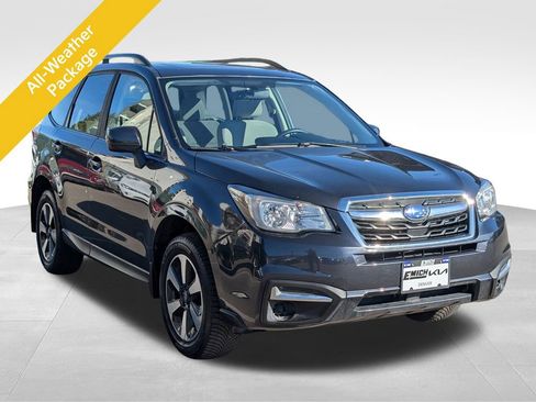 Used 2018 Subaru Forester 2.5i Premium w/ All-Weather Package image 5