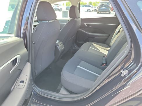 Used 2025 Hyundai Sonata SEL FWD image 10
