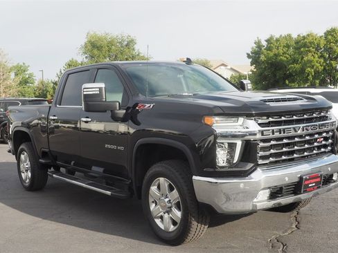 Used 2021 Chevrolet Silverado 2500 LTZ w/ LTZ Plus Package image 3