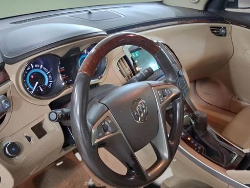 Used 2012 Buick LaCrosse Premium image 25