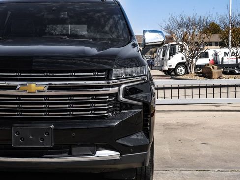 Used 2024 Chevrolet Suburban Premier image 51