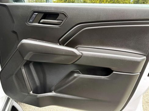 Used 2024 Chevrolet Colorado Trail Boss w/ LPO, Dark Essentials Package image 12