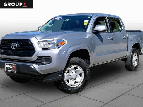 Used 2016 Toyota Tacoma SR w/ Towing Package AWD/4WD image 1
