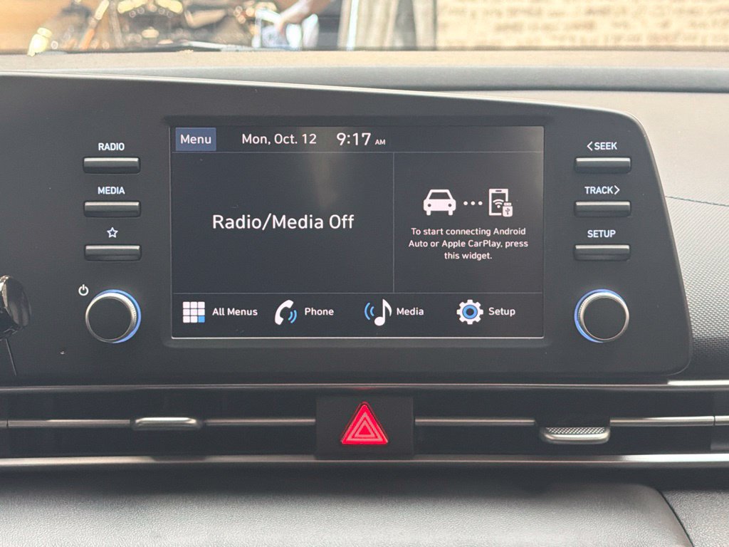 New 2026 Hyundai Elantra SE FWD image 19